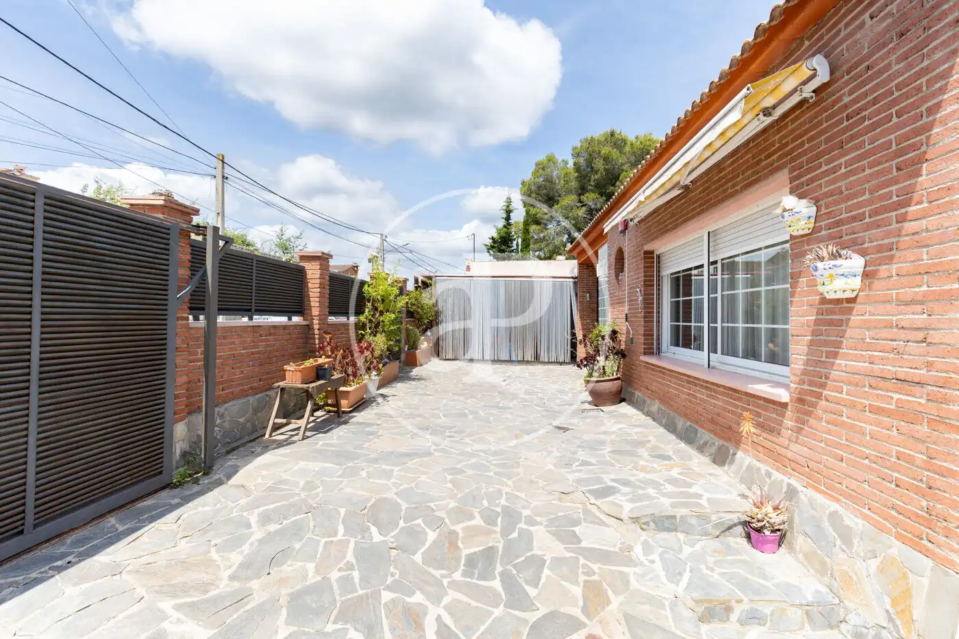 Vista exterior de Casa o chalet en venta en Terrassa con Aire acondicionado, Calefacción y Jardín privado