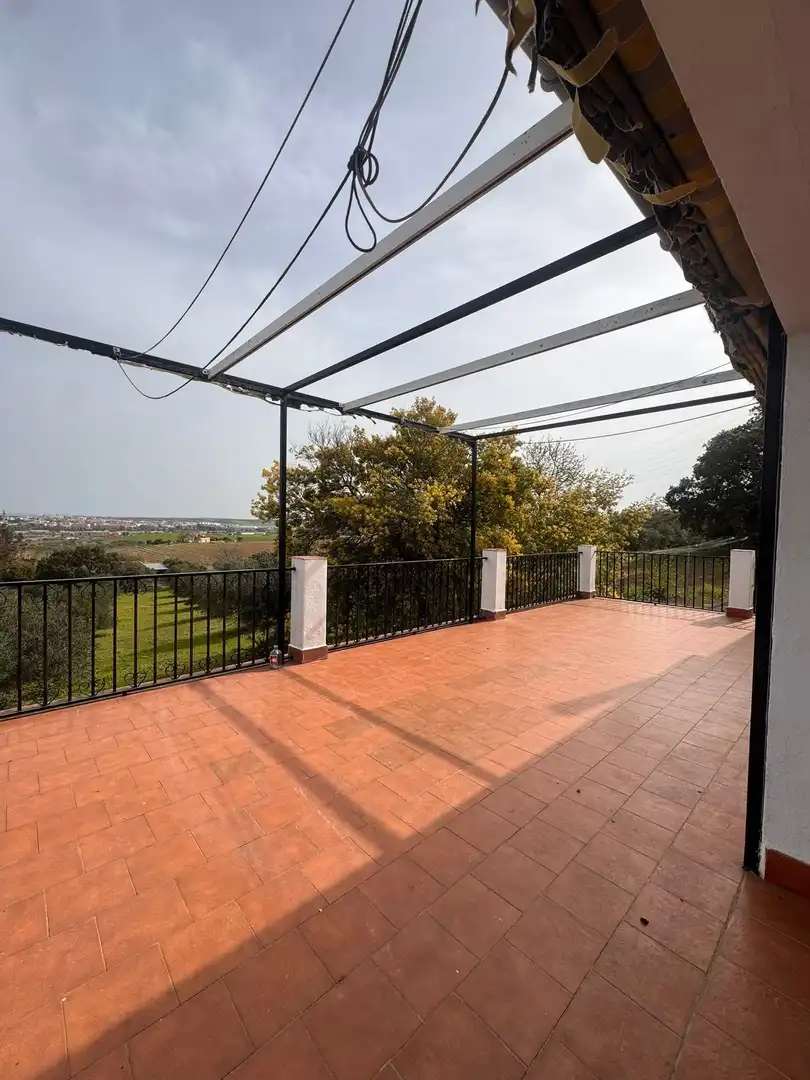 Terrassa de Casa o xalet en venda en Mérida amb Aire condicionat, Calefacció i Jardí privat