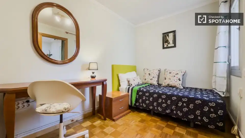 Flat for rent in La Gavarra