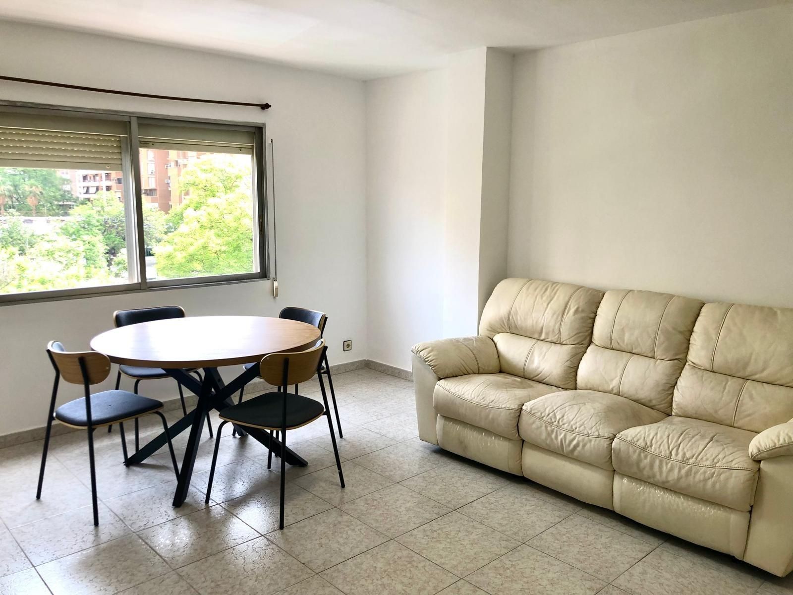 Living room of Flat to rent in  Valencia Capital  with Terrace and Balcony