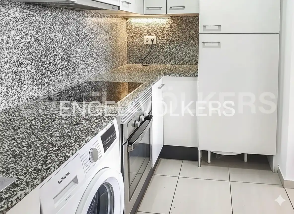 Cuina de Pis en venda en Barcelona amb Aire condicionat, Calefacció i Terrassa