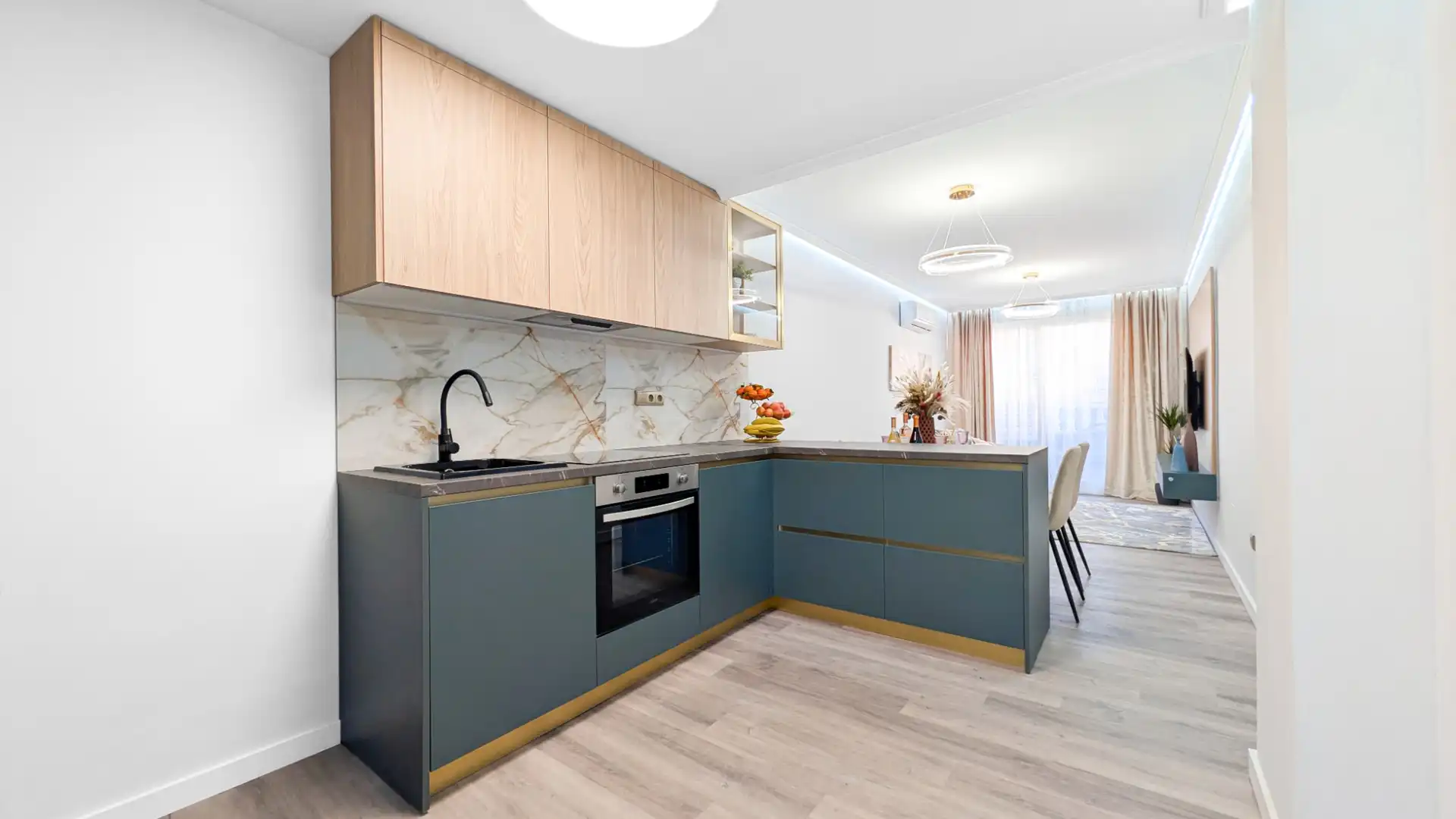 Cocina de Apartamento en venta en Torrevieja con Aire acondicionado, Terraza y Amueblado