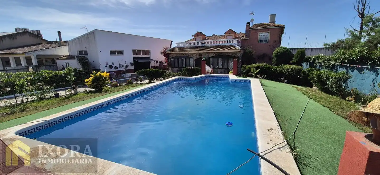 Casa amb piscina en venda a Diseminado Huer.San Roque II Fase, imagen 2