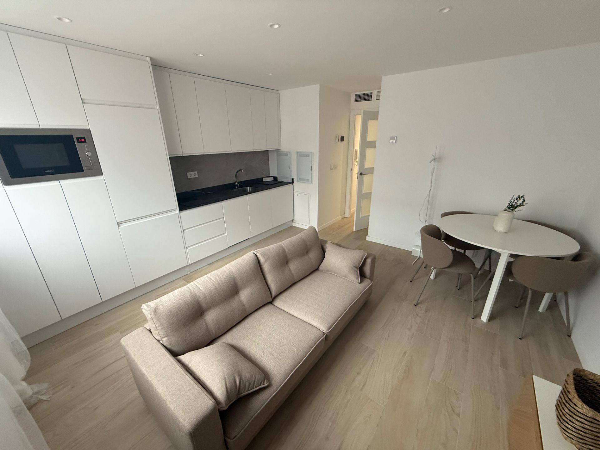 Flat to rent in Calle de San Antonio, 8, Hospital