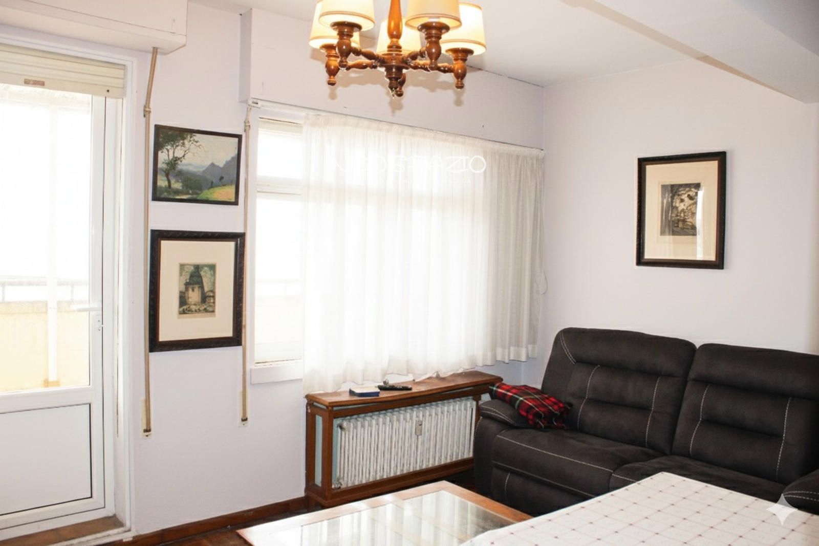 Dormitori de Pis en venda en Lugo Capital amb Calefacció