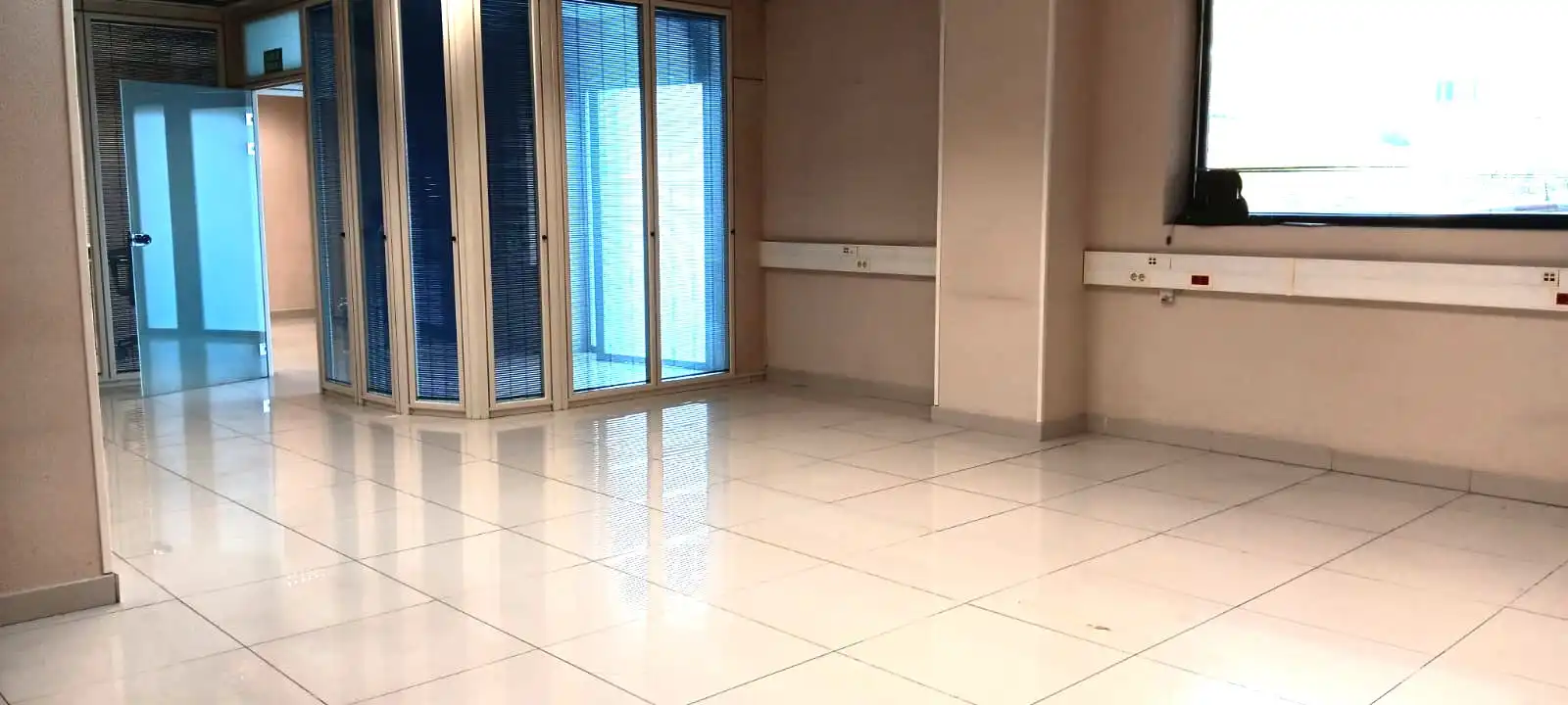 Local en venta en Madrid con Aire acondicionado y Calefacción