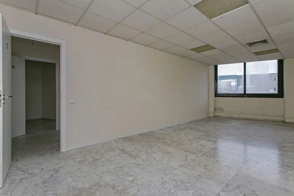 Oficina en venda en Cornellà de Llobregat