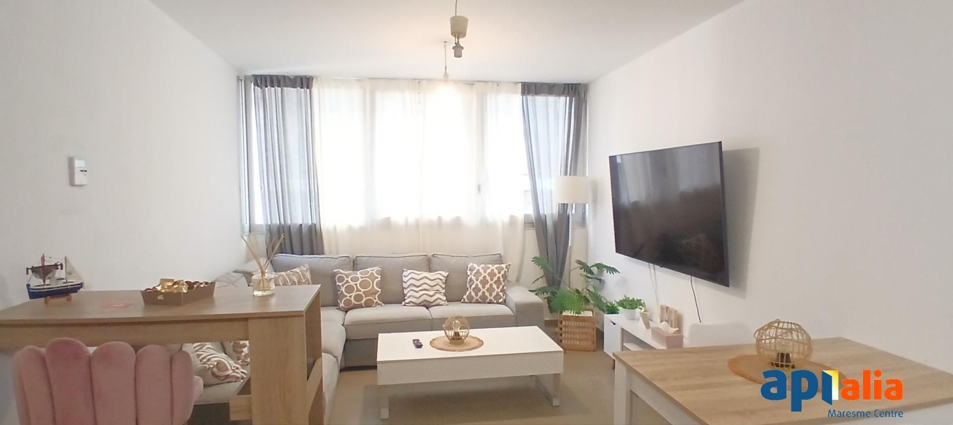 Sala d'estar de Pis en venda en Mataró amb Aire condicionat