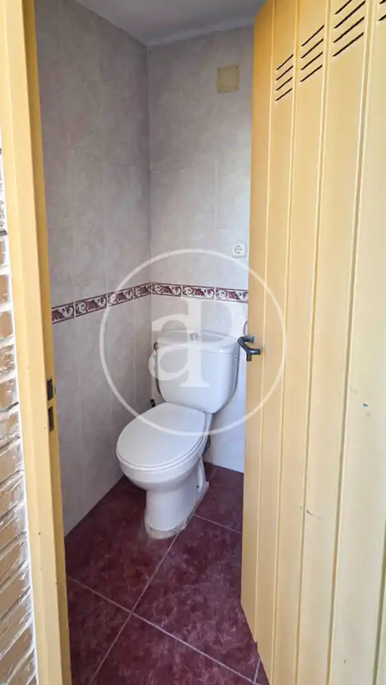 Baño de Ático en venta en Picassent con Aire acondicionado, Calefacción y Jardín privado