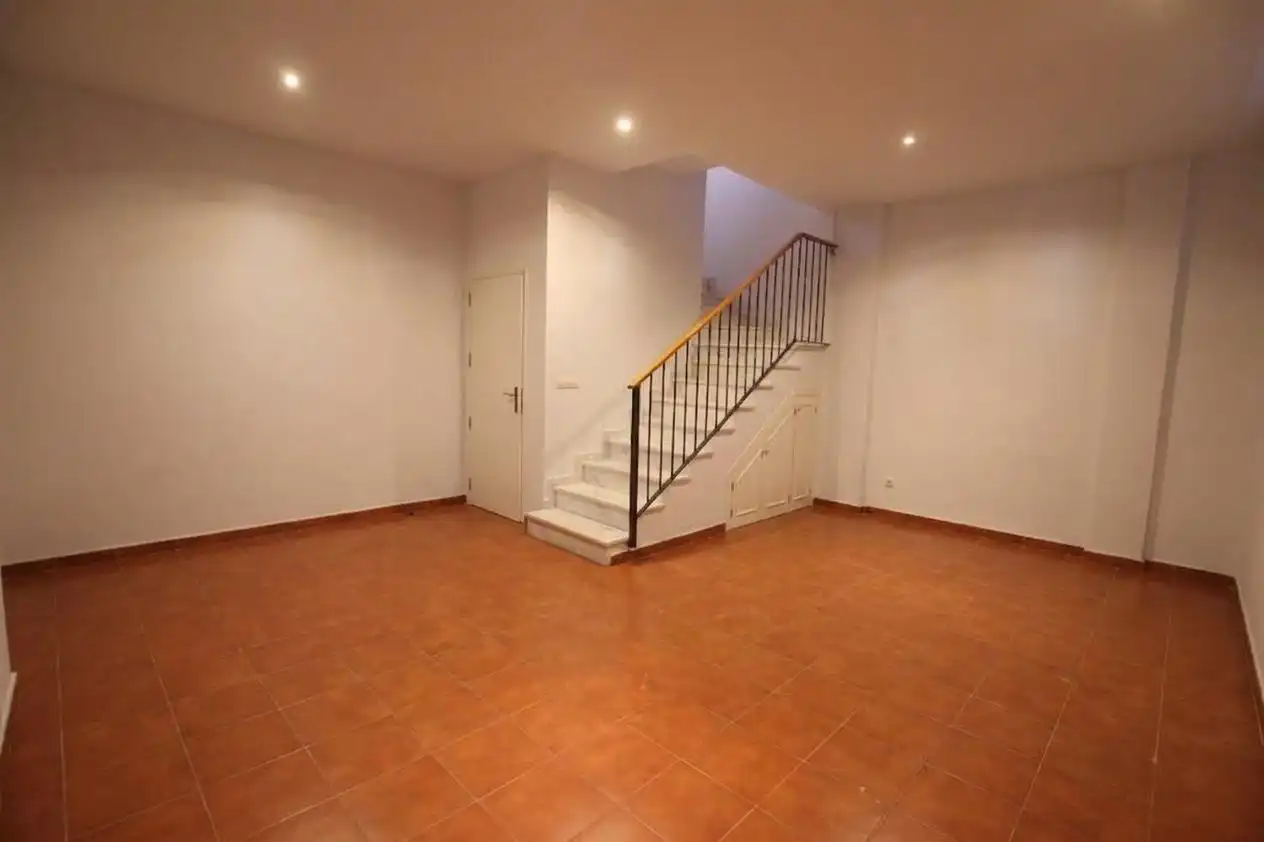 Casa a schiera con piscina in vendita a El Retiro - Parque Atlántico - Ronda este, imagen 26