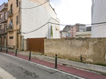 Terreno rústico en venta en CIRCUMVALACIO