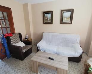 Sala d'estar de Pis per a compartir en  Huelva Capital amb Aire condicionat, Moblat i Balcó