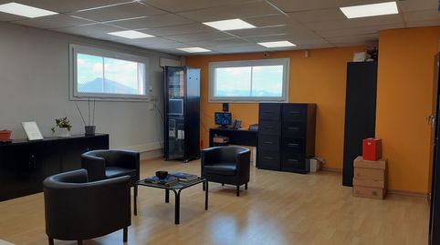 Foto 2 von Fabrikhallen zur Miete in Les Planes, Sant Joan Despí