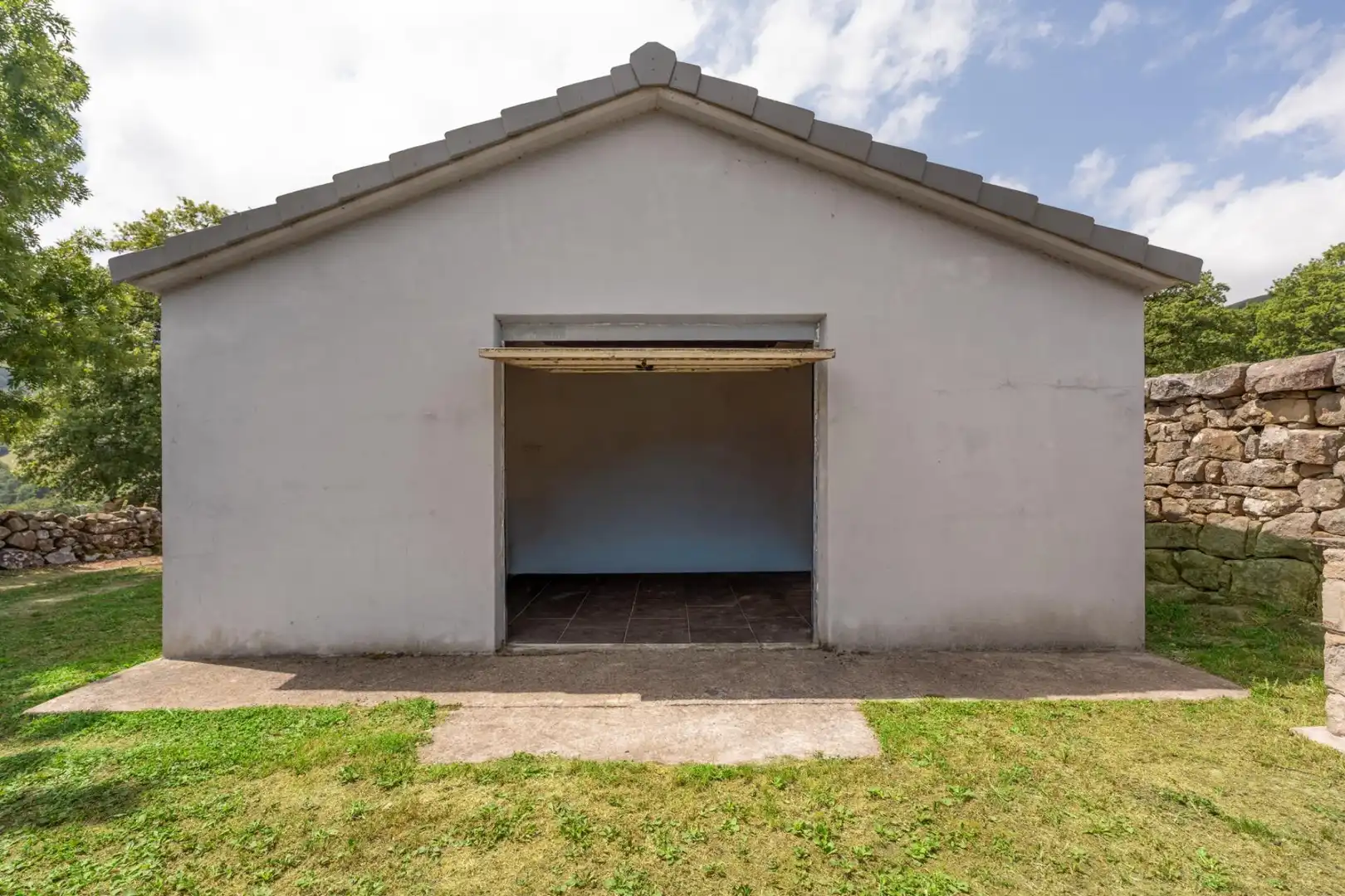 Vista exterior de Casa o chalet en venta en San Pedro del Romeral con Calefacción, Jardín privado y Terraza