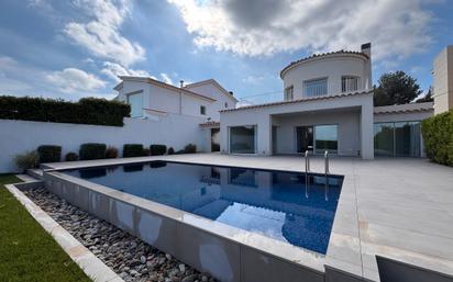 Swimming pool of House or chalet for sale in L'Escala  with Air Conditioner, Heating and Private garden