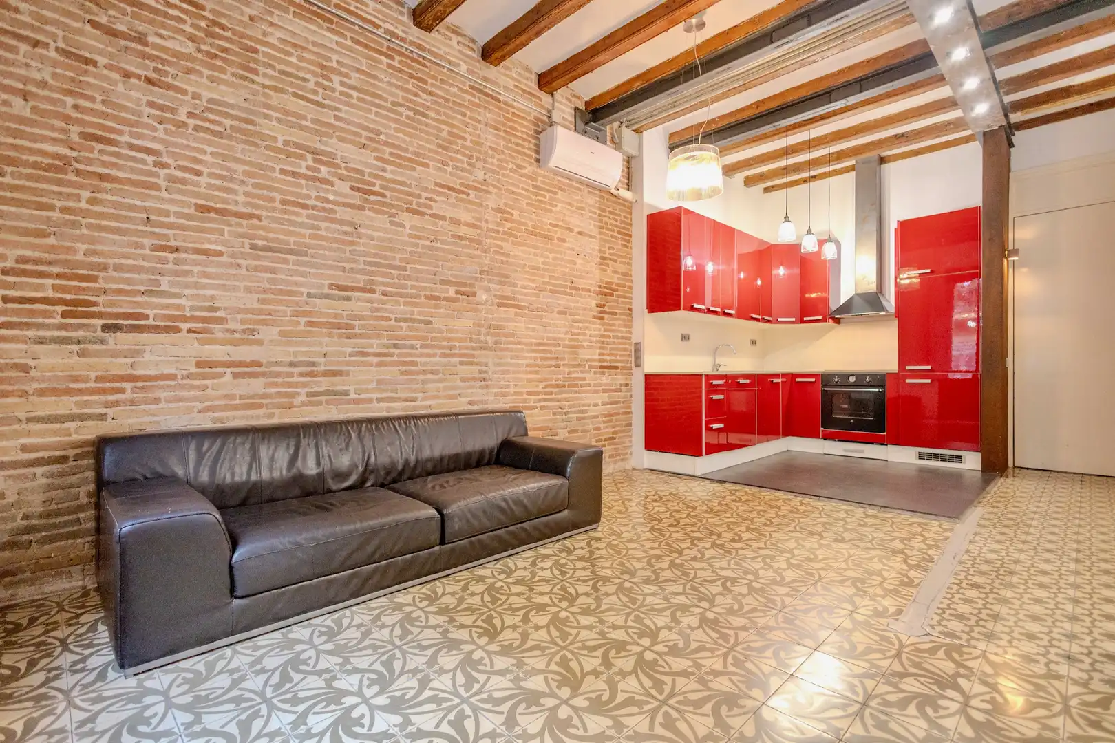 Cocina de Piso en venta en Barcelona con Aire acondicionado, Calefacción y Horno