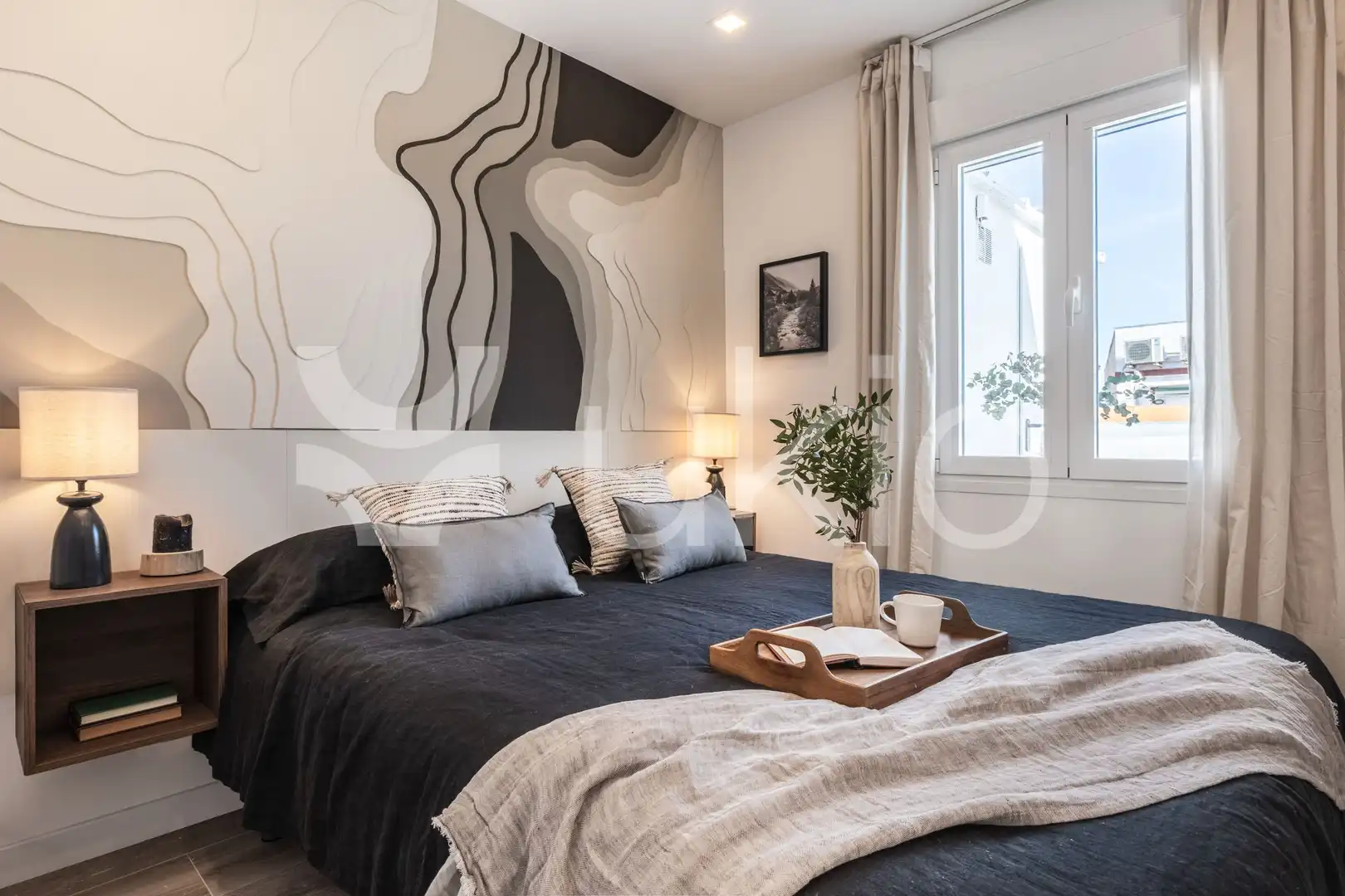 Dormitori de Apartament de lloguer en Madrid amb Terrassa, Moblat i Forn