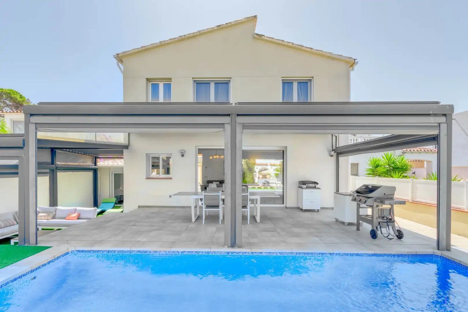 Piscina de Casa o chalet en venta en Empuriabrava con Aire acondicionado, Calefacción y Jardín privado