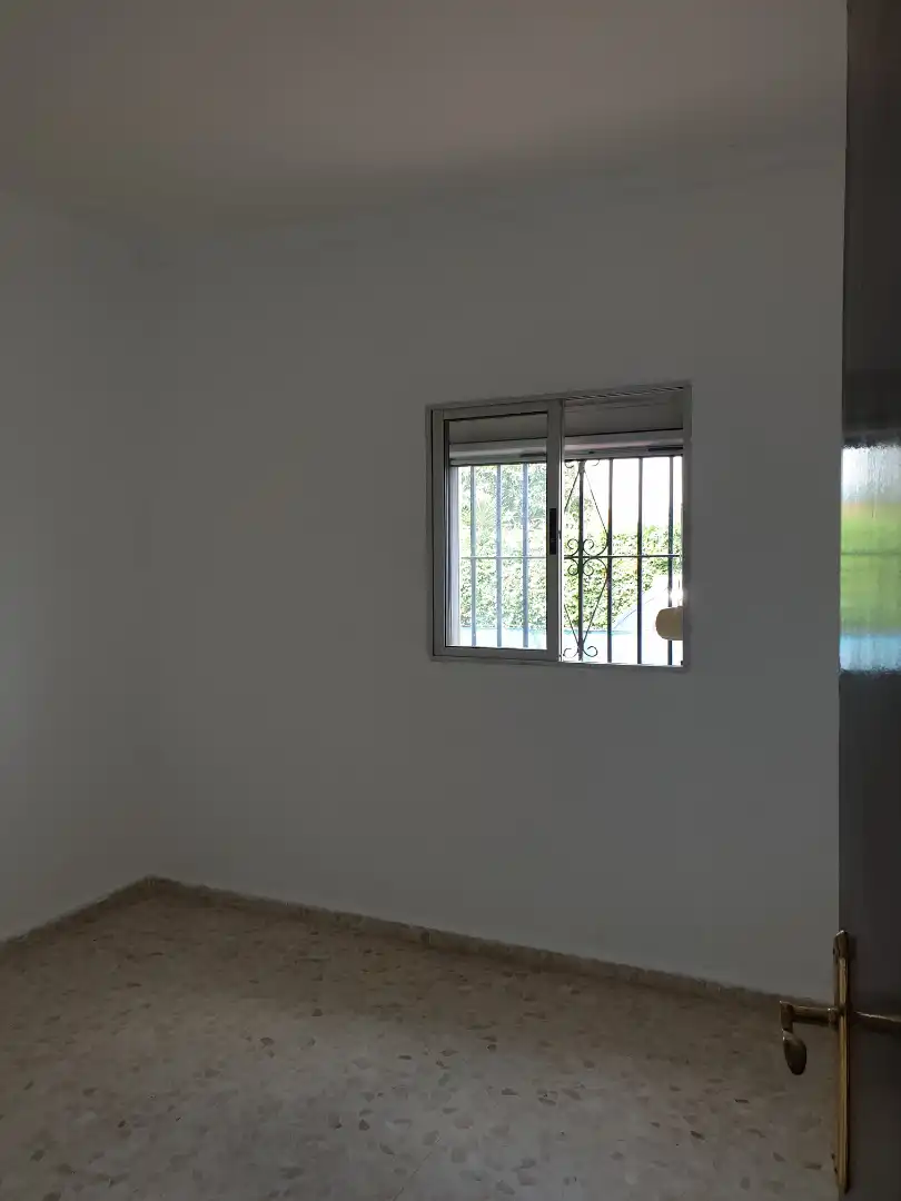 House for sale in Lora del Río, imagen 4