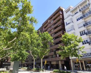 Exterior view of Flat to rent in  Zaragoza Capital  with Air Conditioner and Terrace