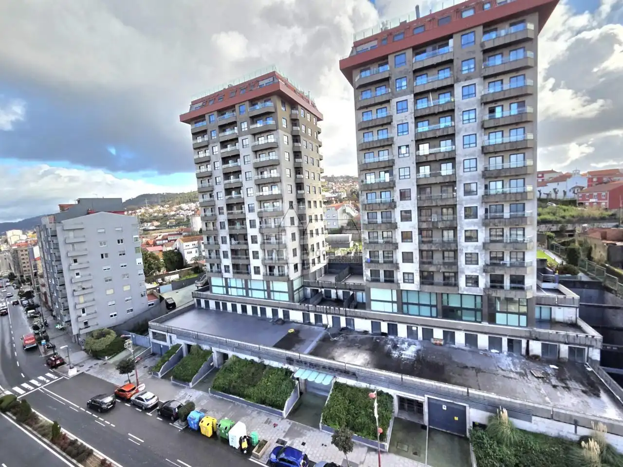 Außenansicht von Wohnung zum Verkauf in Vigo  mit Terrasse und Balkon
