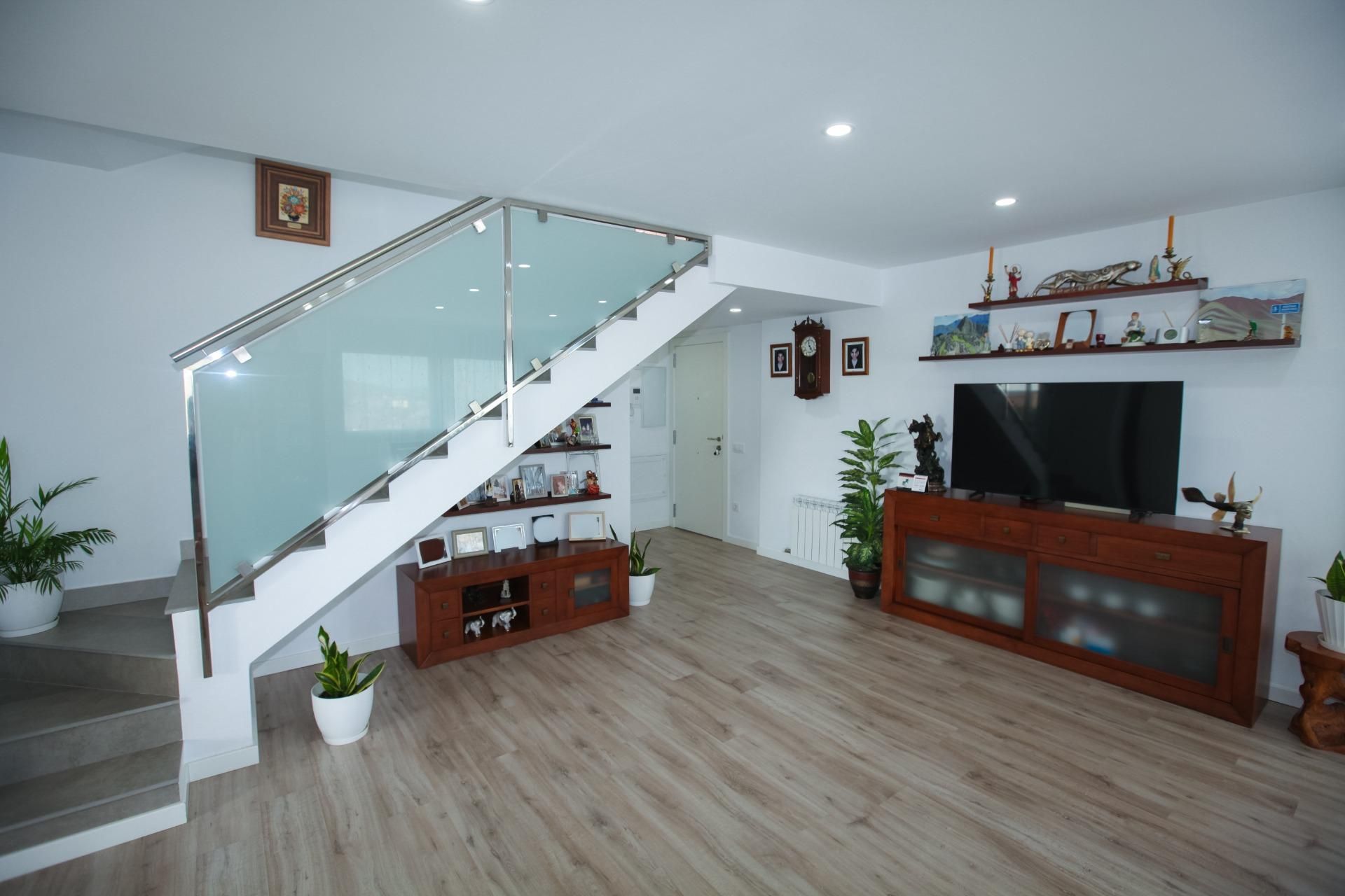 Attic for sale in Vilafranca del Penedès  with Air Conditioner, Heating and Terrace