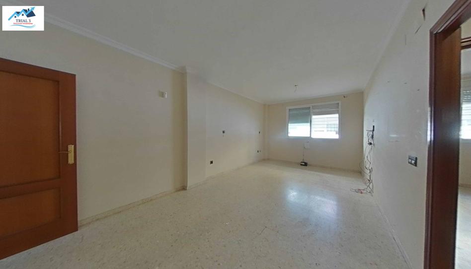 Foto 1 de Piso en venta en Calle Batan, Coria del Río, Sevilla