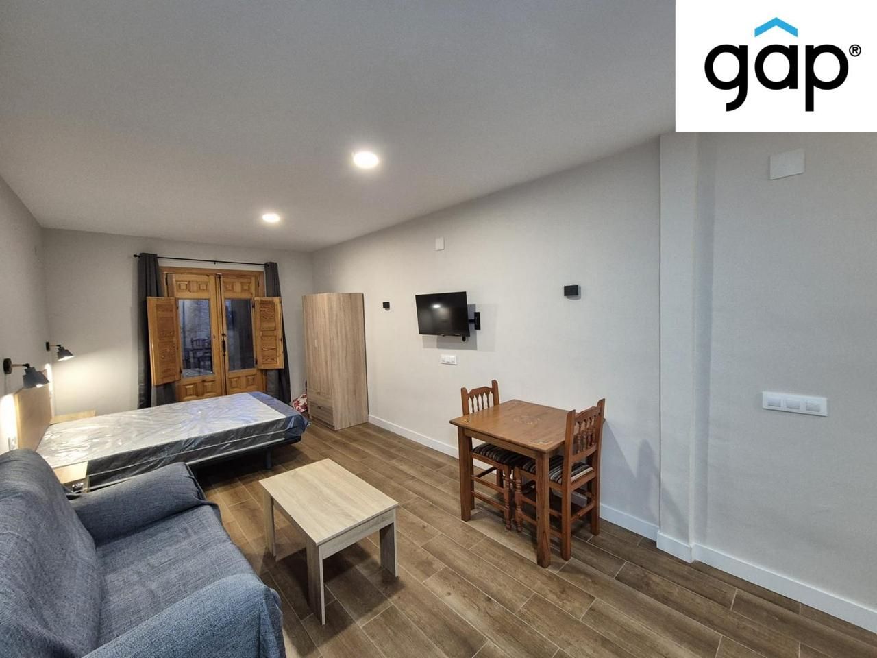 Flat for rent in Cuenca Capital  with Air Conditioner, Furnished and Balcony