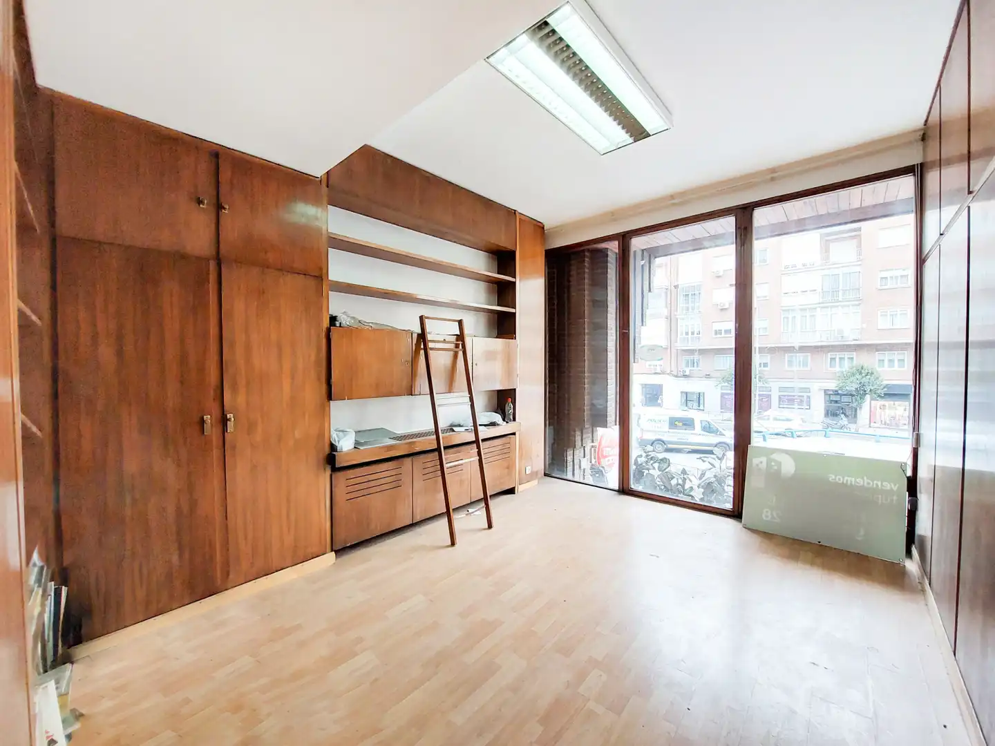 Habitación de Oficina de alquiler en Madrid con Calefacción