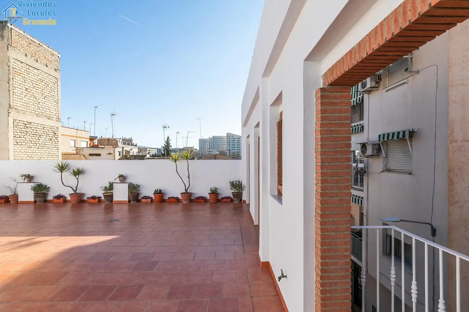 Houses for sale in Calle ZAMORA, Campus de la Salud