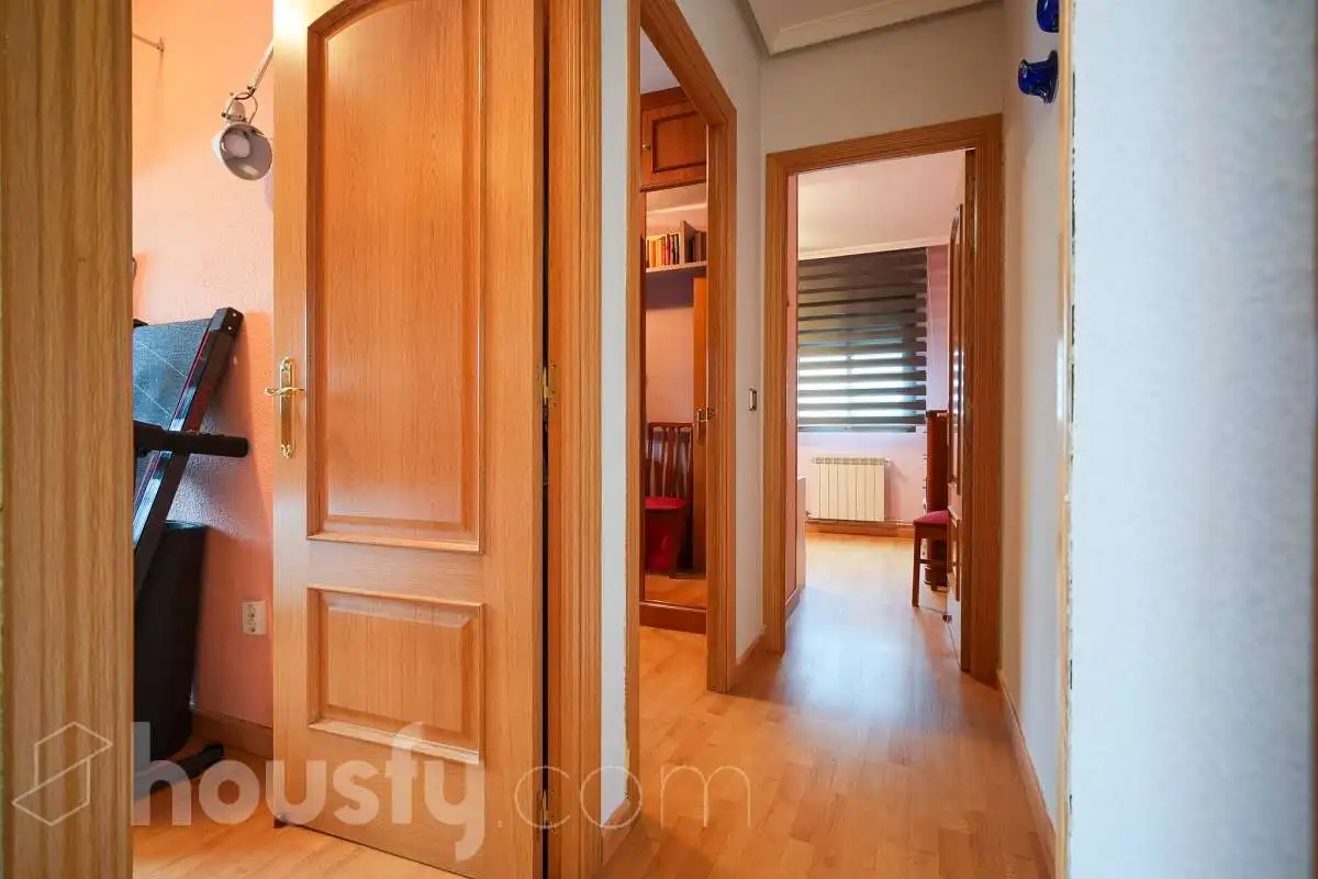 Wohnung zum Verkauf in Madrid mit Klimaanlage, Heizung und Parkett