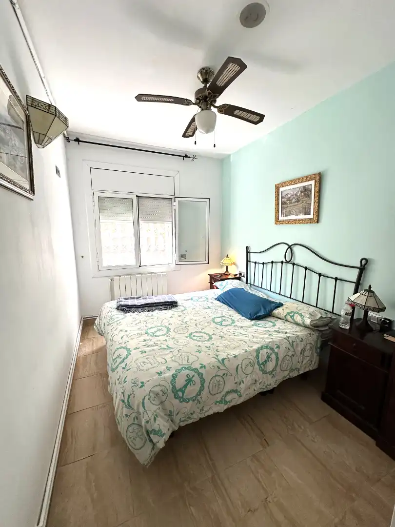 Bedroom of Study for sale in Badalona  with Air Conditioner, Heating and Furnished