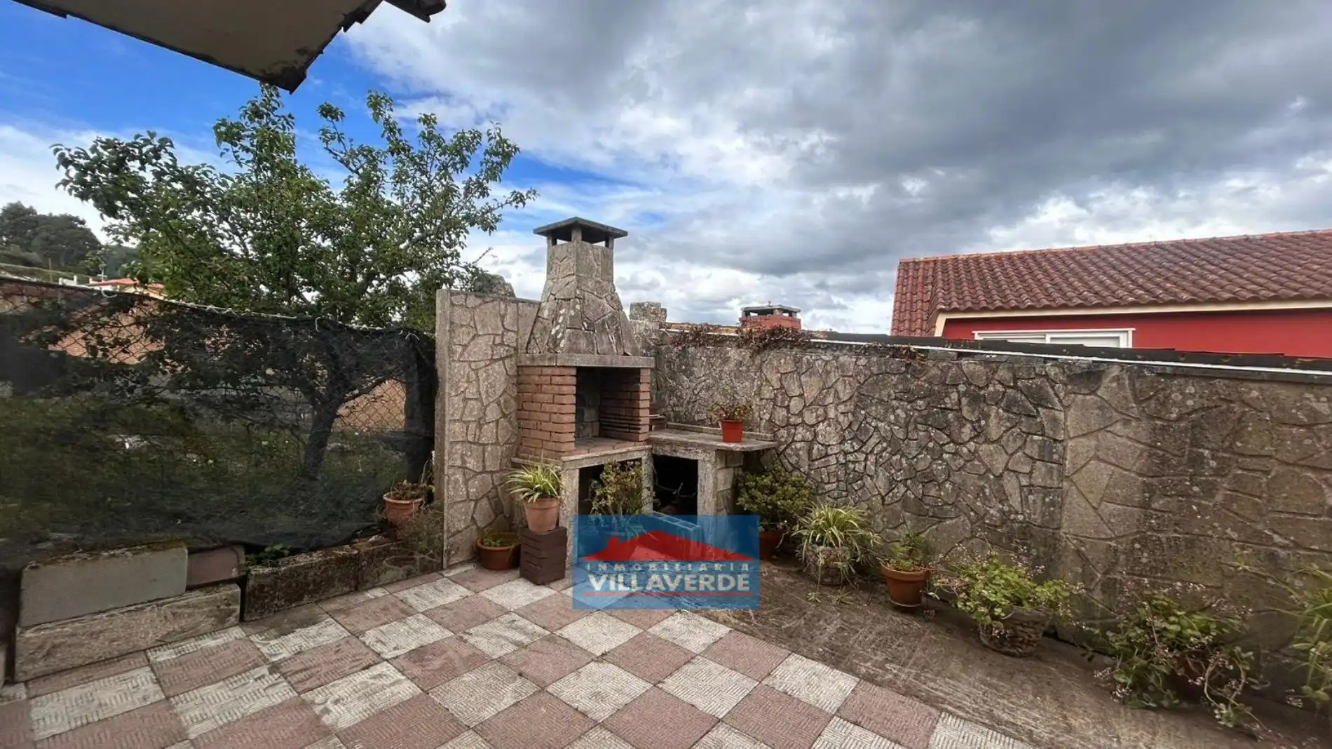 Terrassa de Casa o xalet en venda en Cangas 