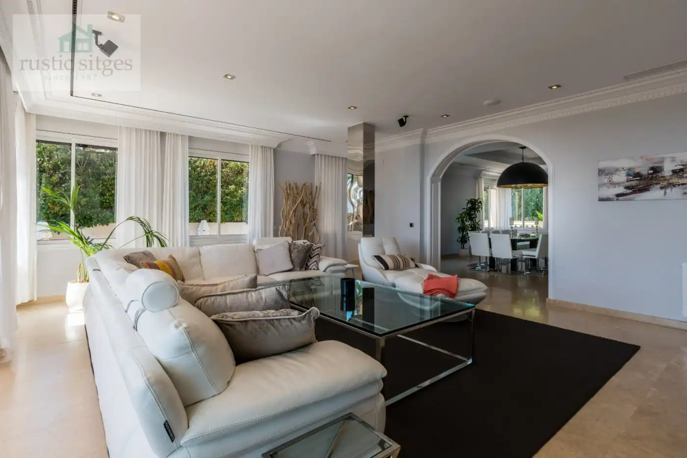 Sala d'estar de Casa o xalet en venda en Sitges amb Aire condicionat, Calefacció i Jardí privat