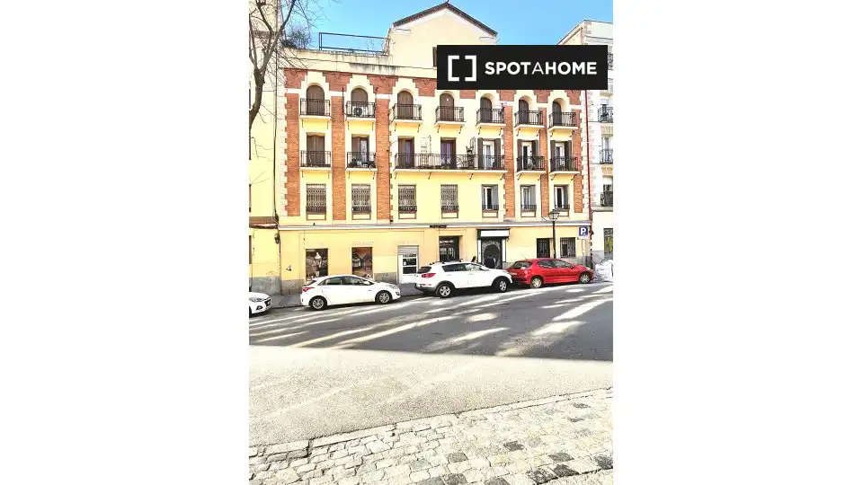 Exterior view of Flat for rent in Madrid  with Air Conditioner, Heating and Furnished