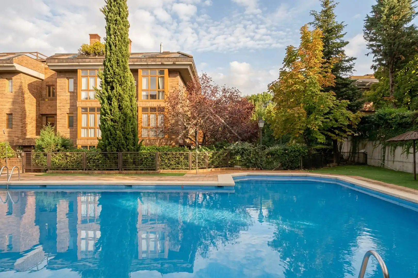 Piano terra con piscina in vendita a Moncloa - Aravaca