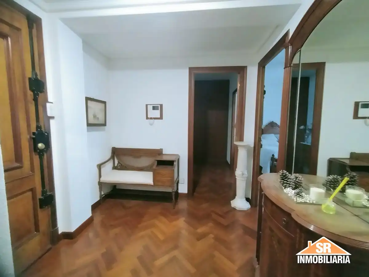 Piso de alquiler en A Coruña Capital  con Calefacción, Amueblado y Horno