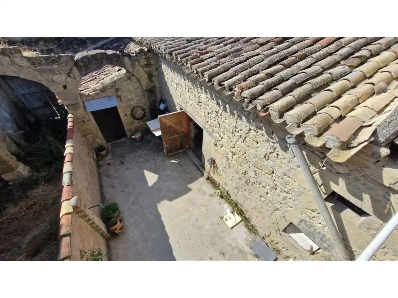 Vista exterior de Casa o xalet en venda en Treviana, La Rioja