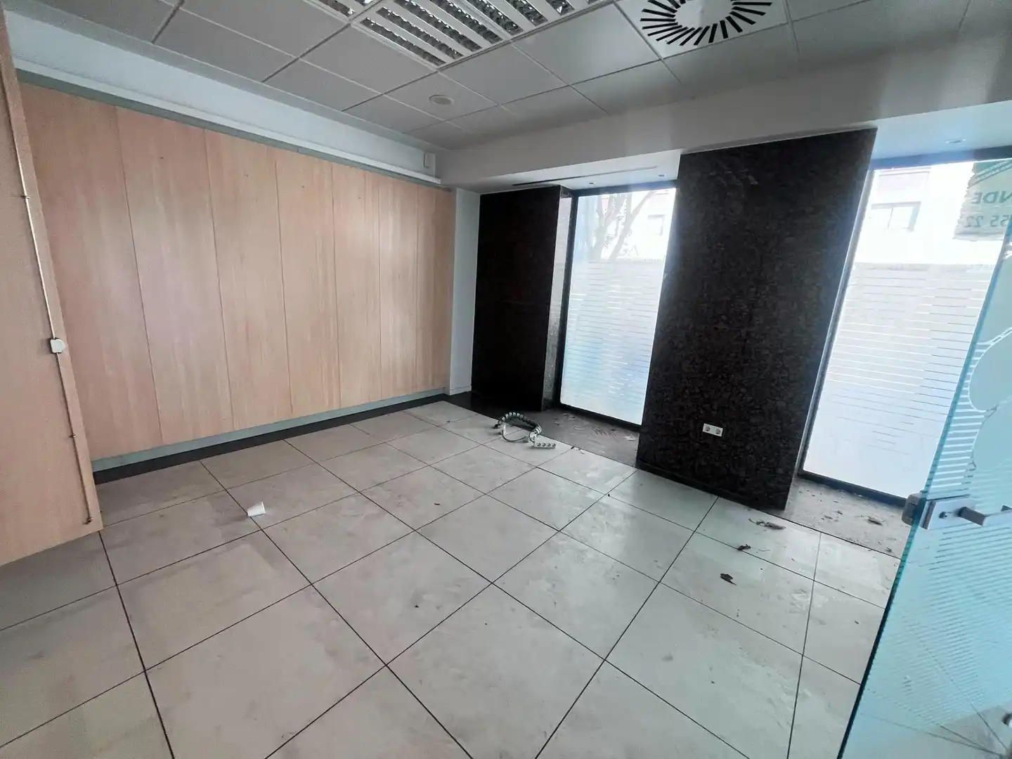 Business premises for sale in Avenida Avenida Nuestra Señora de Montserrat 74, imagen 4