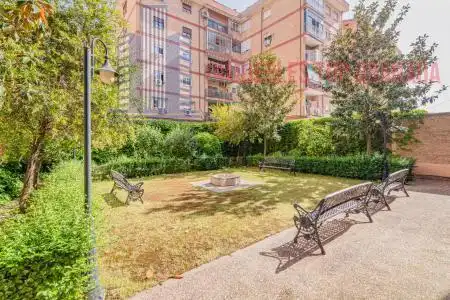Terrace of Apartments for sale in Granada
