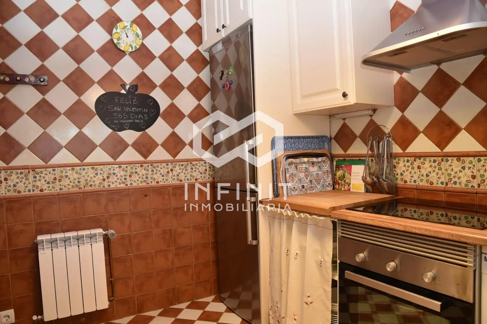 Kitchen of Houses for sale in Ribatejada, Madrid