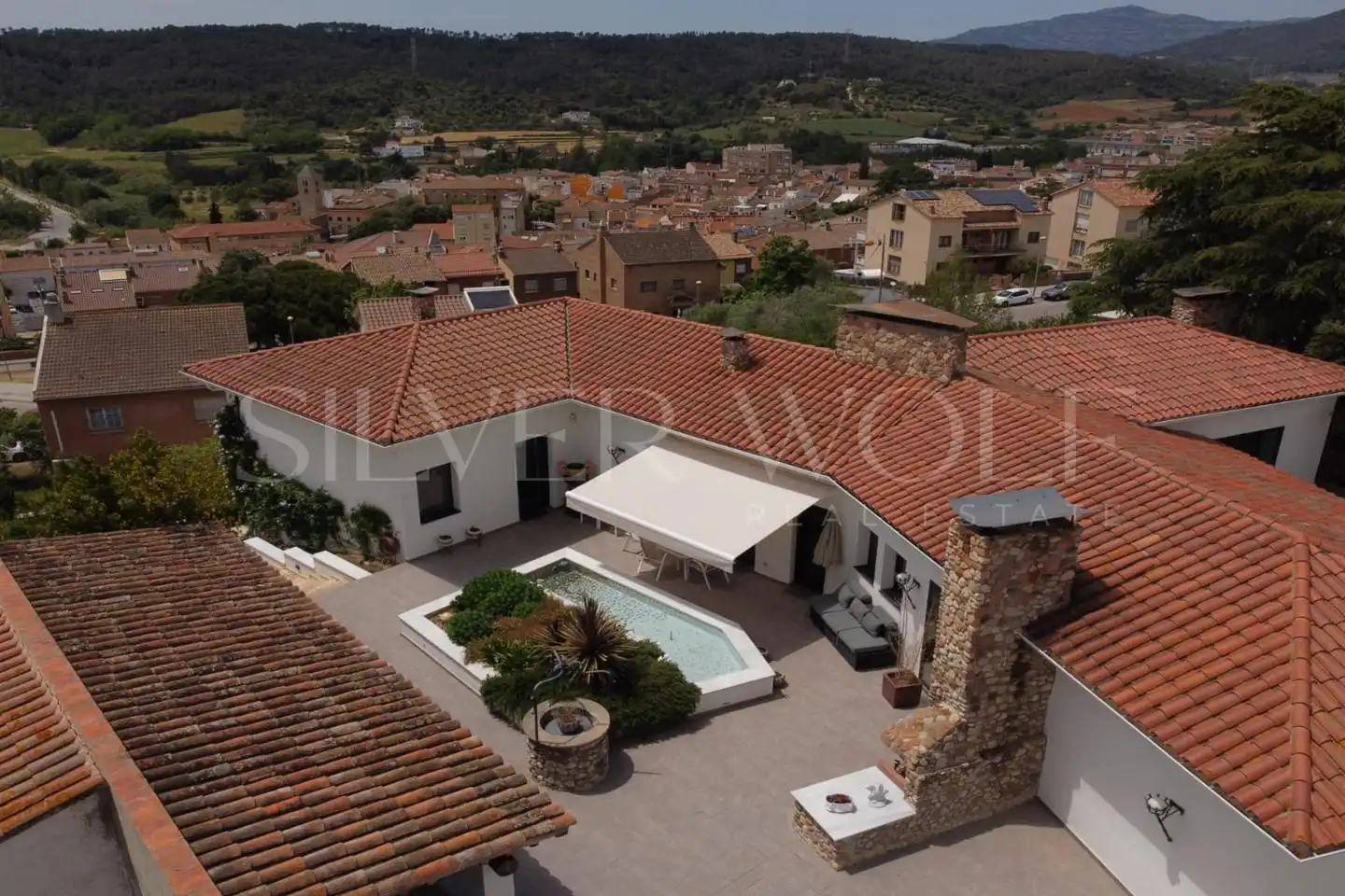 Maison avec piscine à vendre à Camí Ral de Barcelona