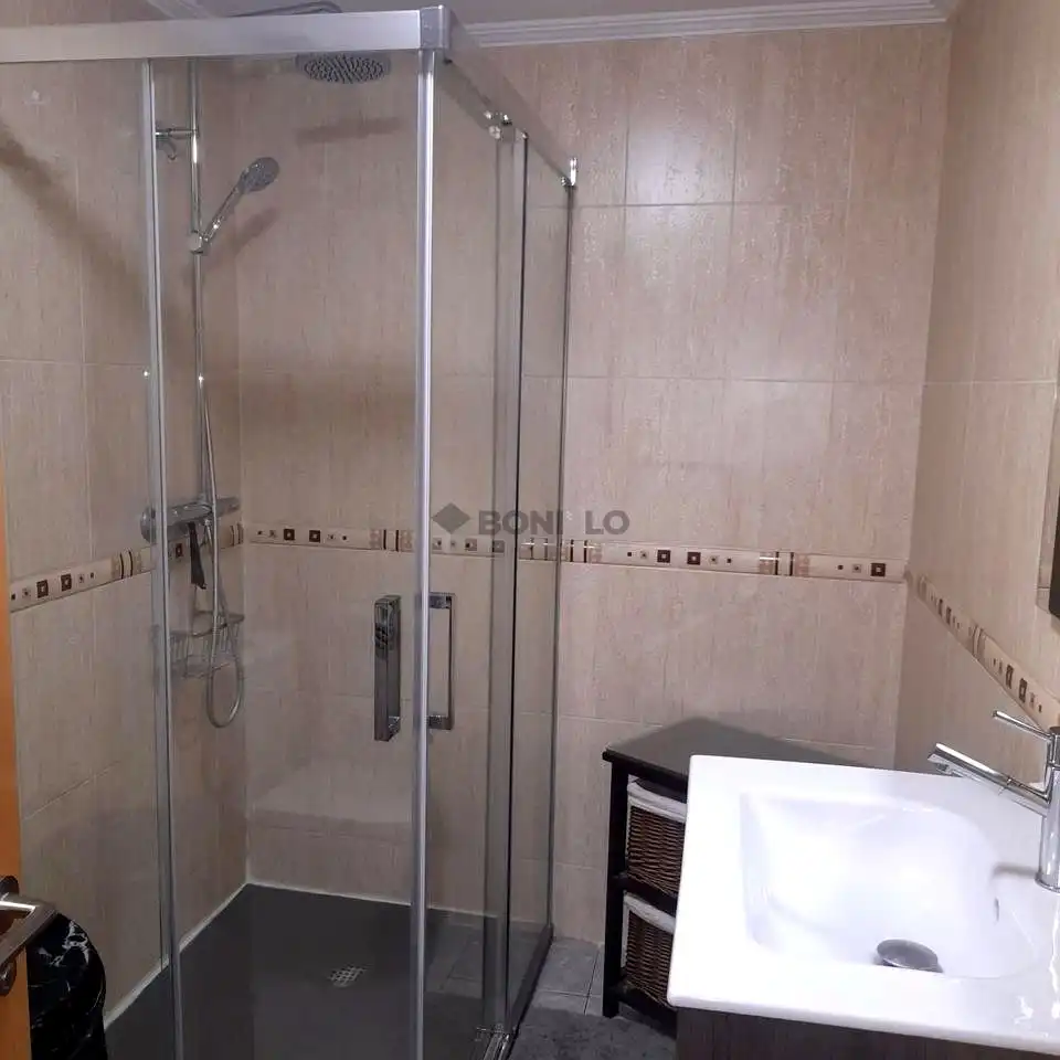 Bathroom of Flat for rent in La Puebla de Valverde  with Heating, Parquet flooring and Furnished