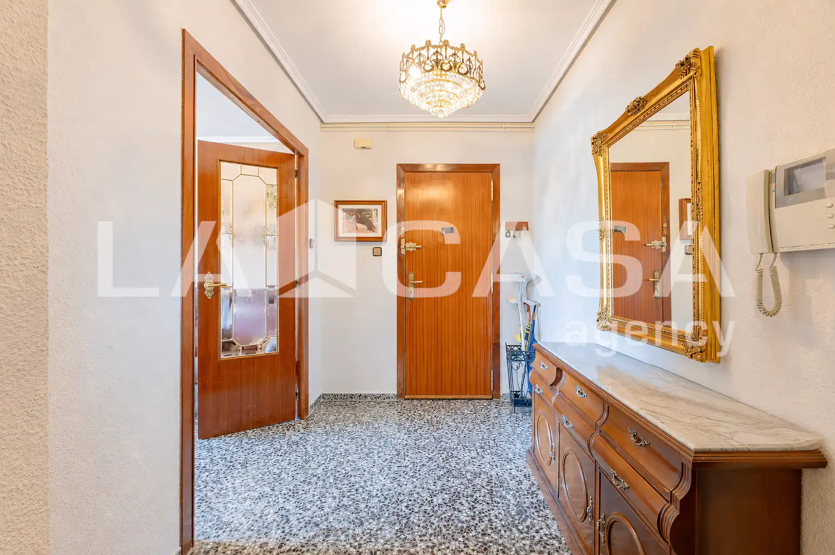 Piso en venta en Valencia con Calefacción y Balcón