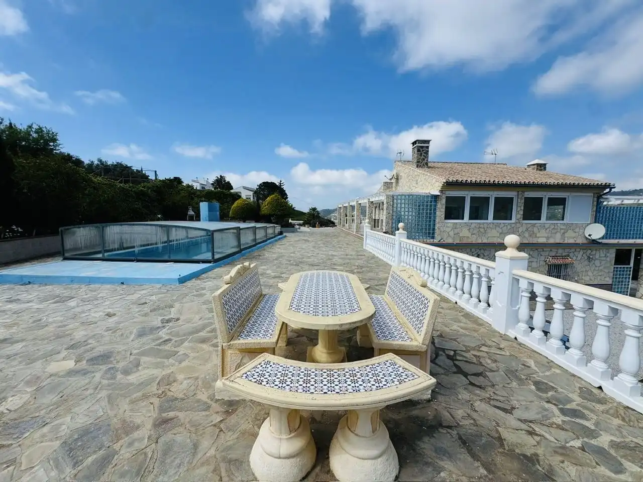 Terrassa de Casa o xalet en venda en Cómpeta amb Aire condicionat, Jardí privat i Piscina