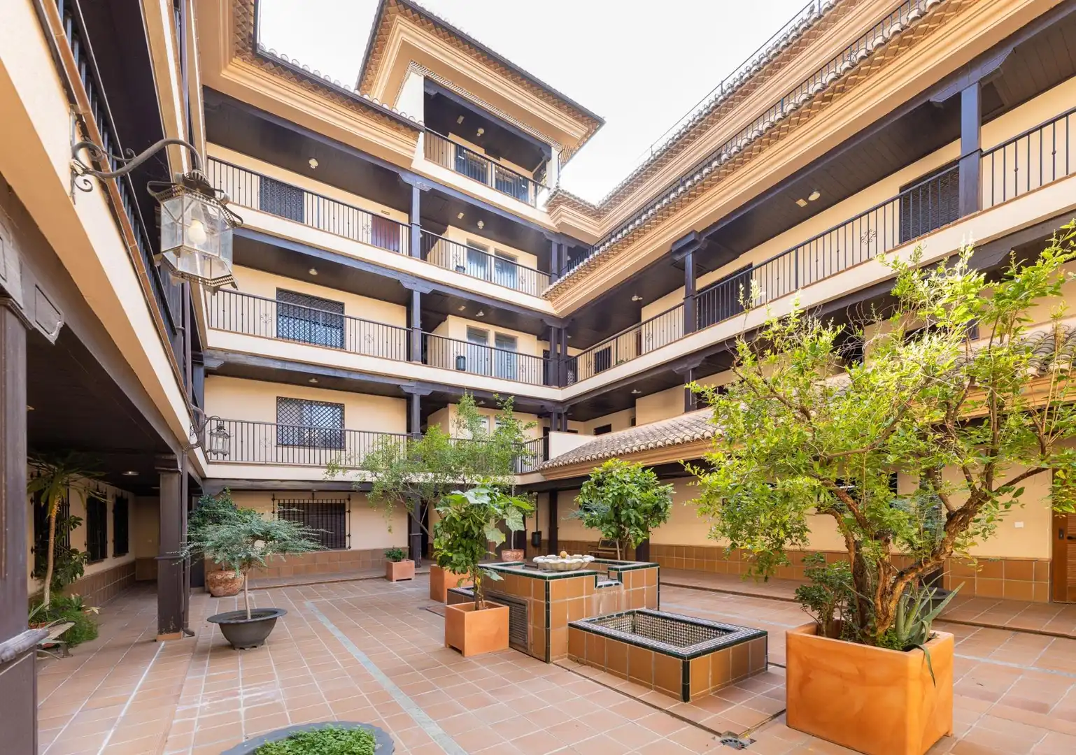 Vista exterior de Ático en venta en Monachil con Aire acondicionado, Calefacción y Terraza