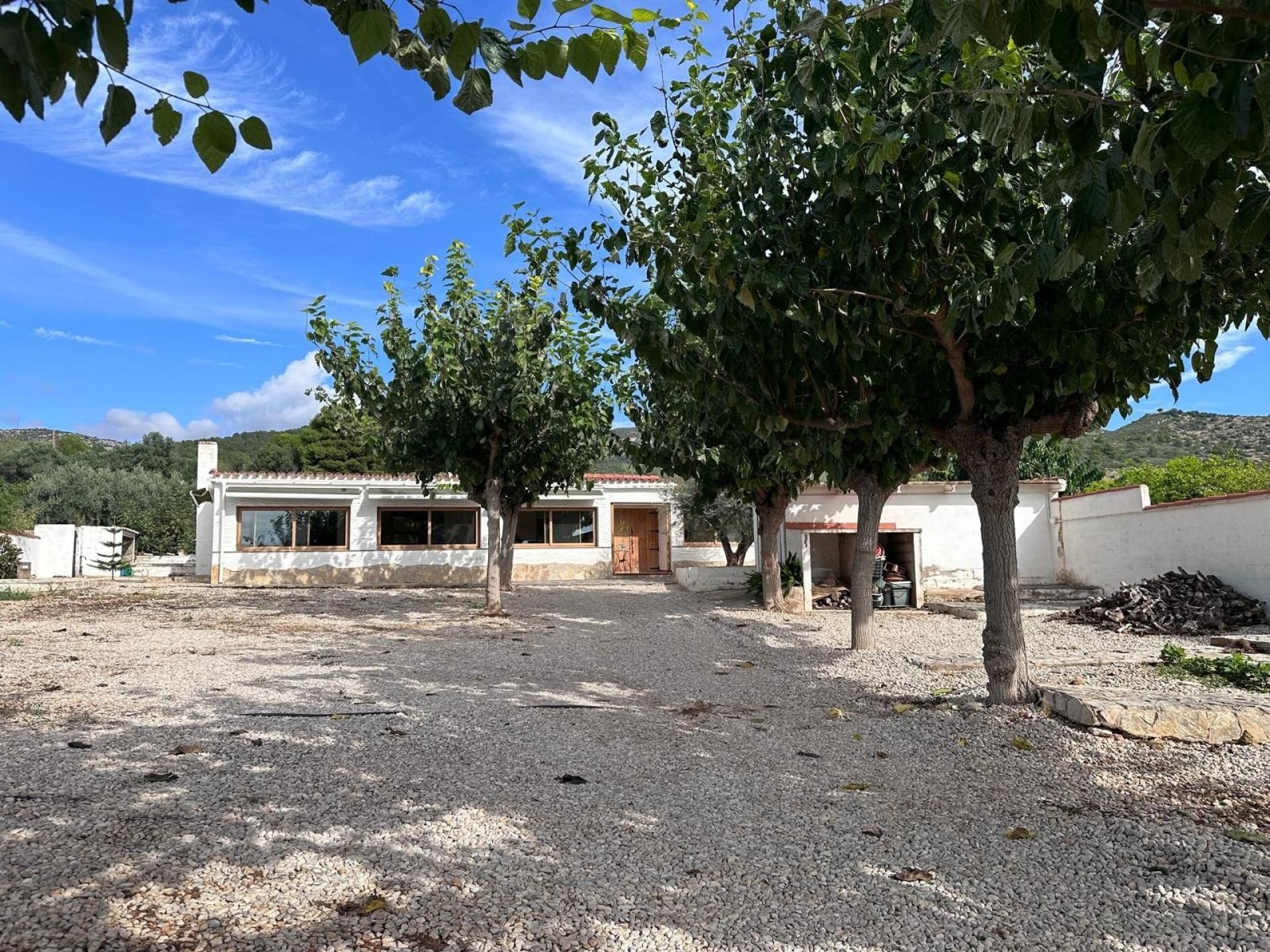 Exterior view of House or chalet for sale in Ulldecona  with Air Conditioner, Heating and Terrace