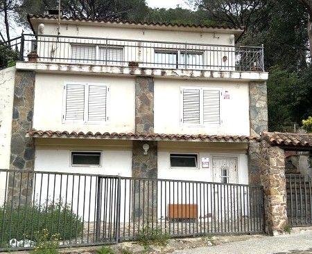 Vista exterior de Casa adosada en venda en Lliçà de Vall