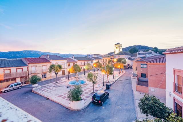 Casa-chalet en Venta en Morelábor