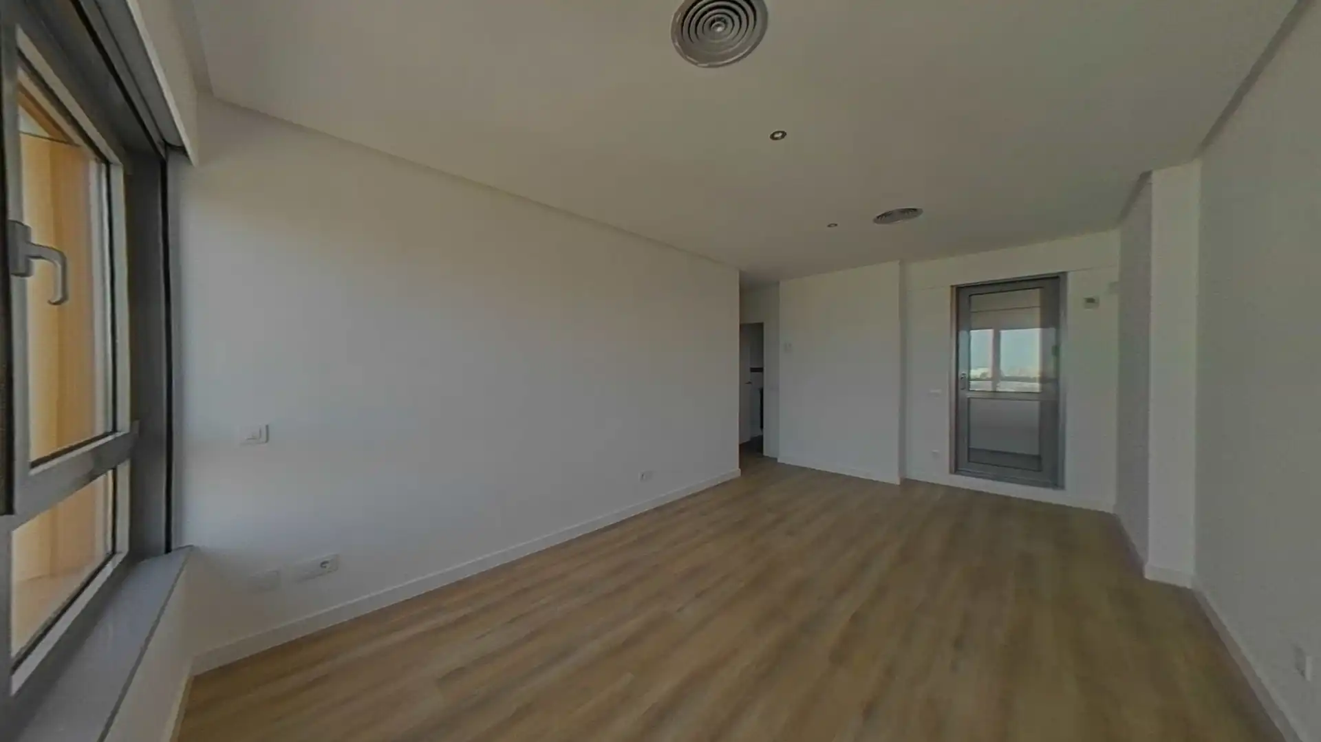 Sala de estar de Piso en venta en Madrid con Parquet, Trastero y Piscina